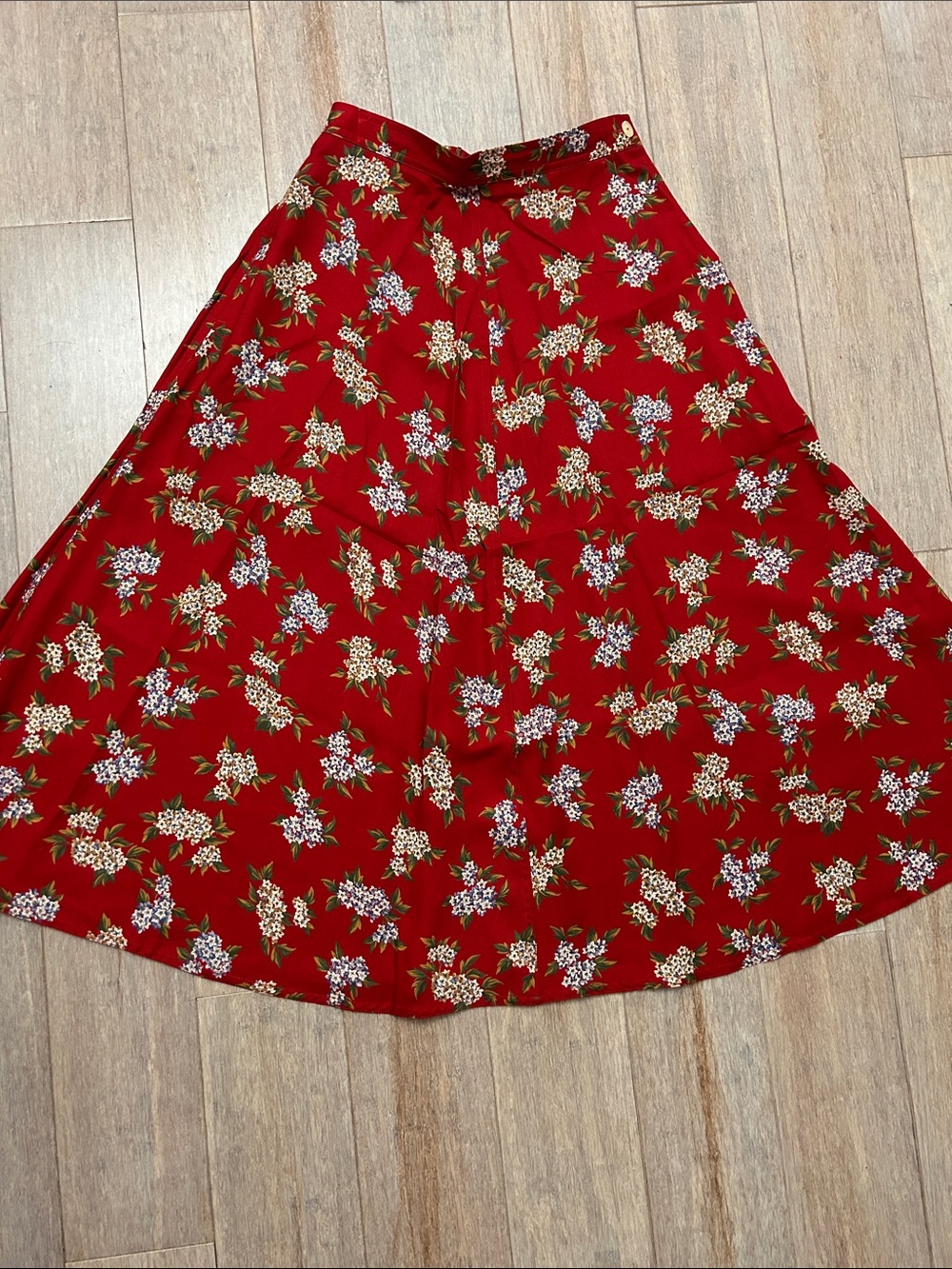 VTG 80s 90s Red Floral Midi Skirt with Green white floral Accents 4P